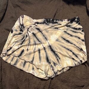 Plush Cream Tab White Black Tie Dye Dance Yoga Booty Spandex Spanx Shorts